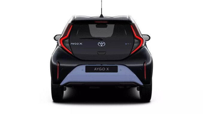 Toyota Aygo X 1.5 Hybrid Excel 5dr CVT Hybrid Hatchback - Image 4